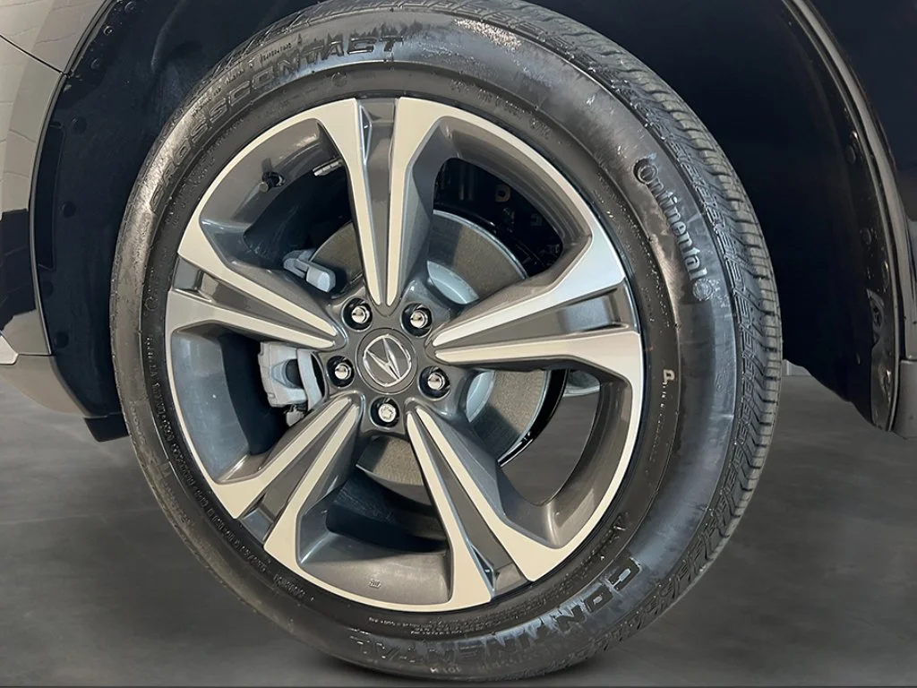 New 2026 Majestic Black Pearl Acura w/Technology Package image 12