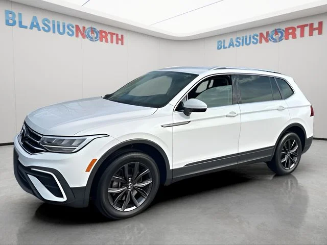 2022 Volkswagen Tiguan 2.0T SE 4Motion's photo