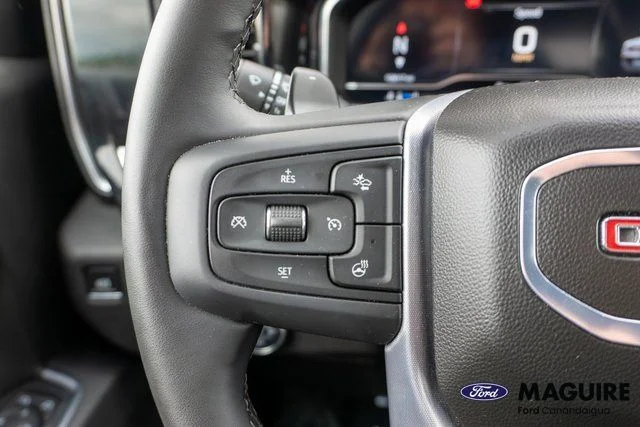 Used 2025 White GMC Elevation image 23
