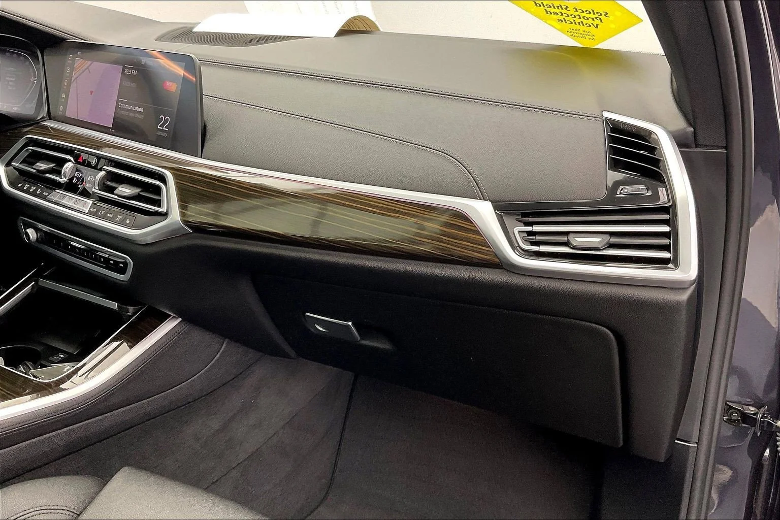 Used 2021 Arctic Gray Metallic BMW xDrive40i image 15