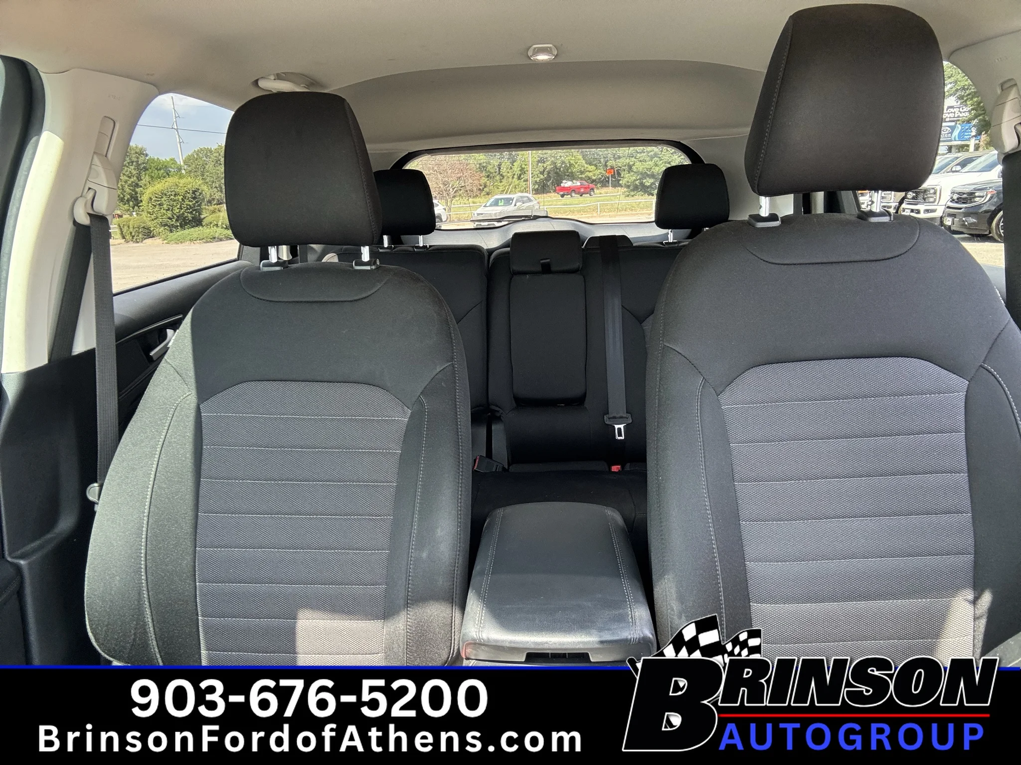 Certified Used 2021 Oxford White Ford SE image 22