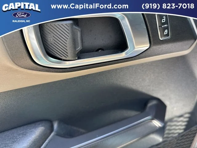 Used 2024 Gray Ford Wildtrak image 21