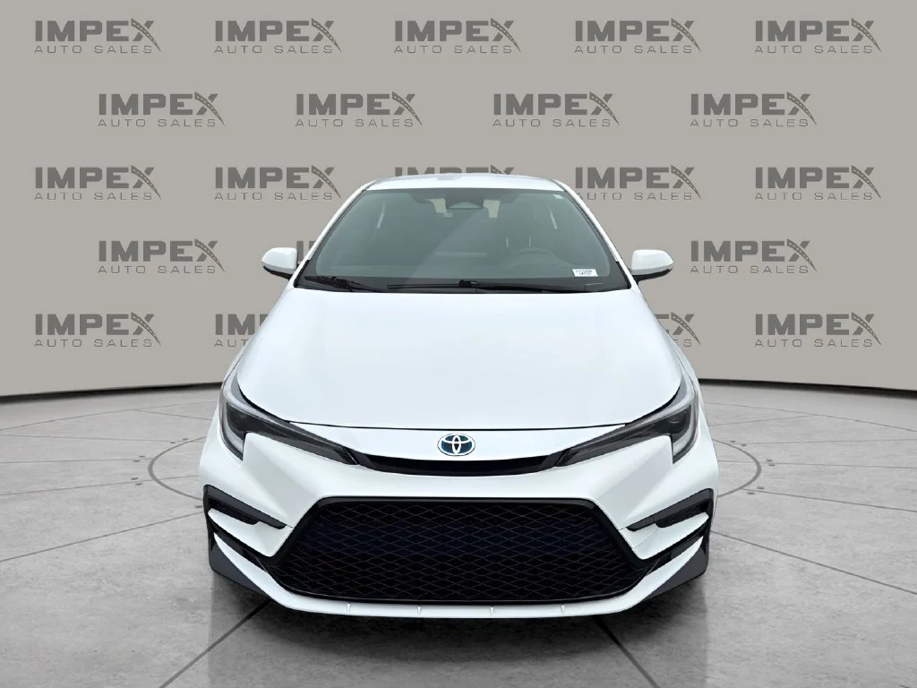 Used 2024 White Toyota SE image 8
