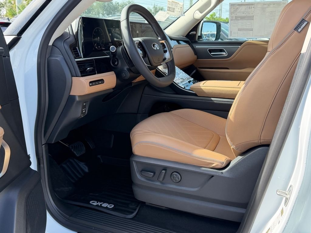 New 2027 RADIANT WHITE INFINITI Luxe 2WD image 13