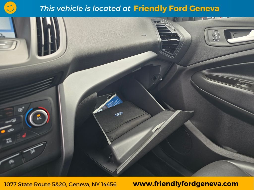 Used 2019 White Ford SEL image 25
