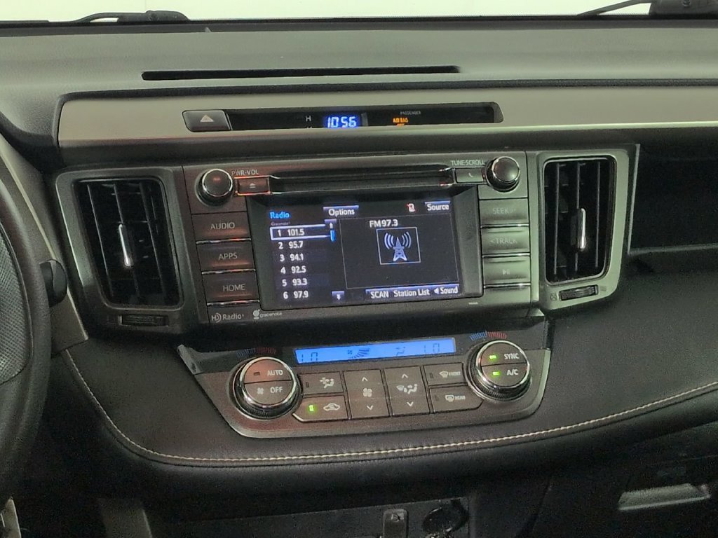 2015 Toyota RAV4 XLE - Photo 24