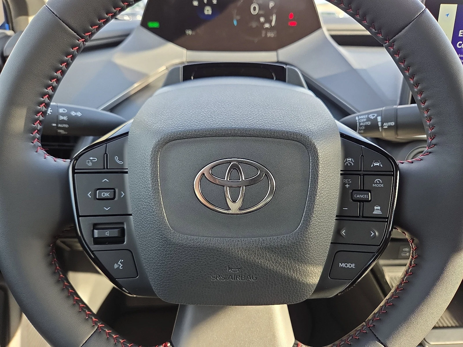 2026 Toyota Prius Plug-in Hybrid XSE - Photo 14