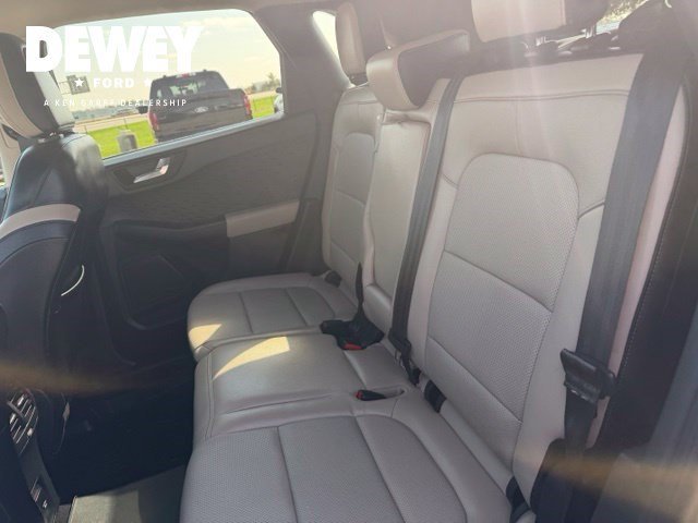 Used 2020 Magnetic Ford Titanium image 26