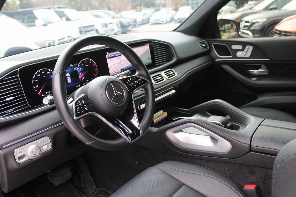Used 2025 Black Mercedes-Benz GLE 450 image 23
