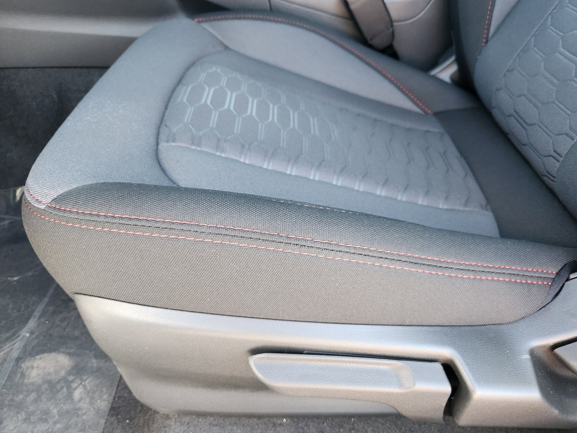 New 2026 ICE SILVER METALLIC Subaru Sport image 18