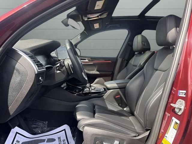Used 2022 Red BMW xDrive30i image 10