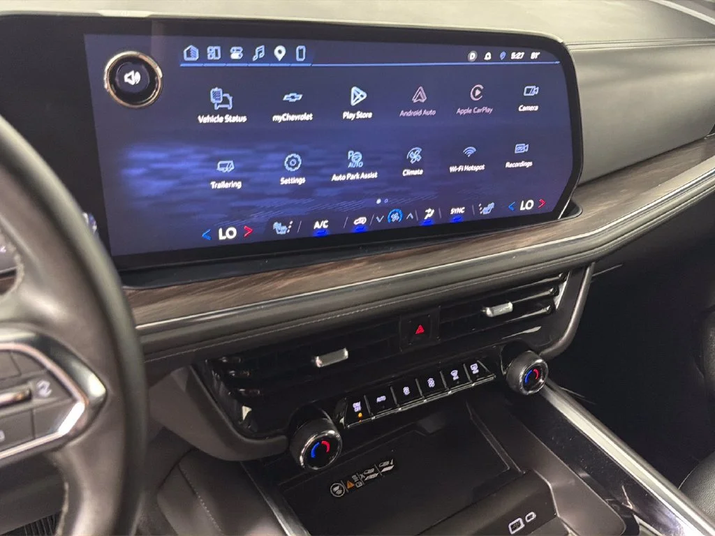 Used 2025 Black Chevrolet LT image 25