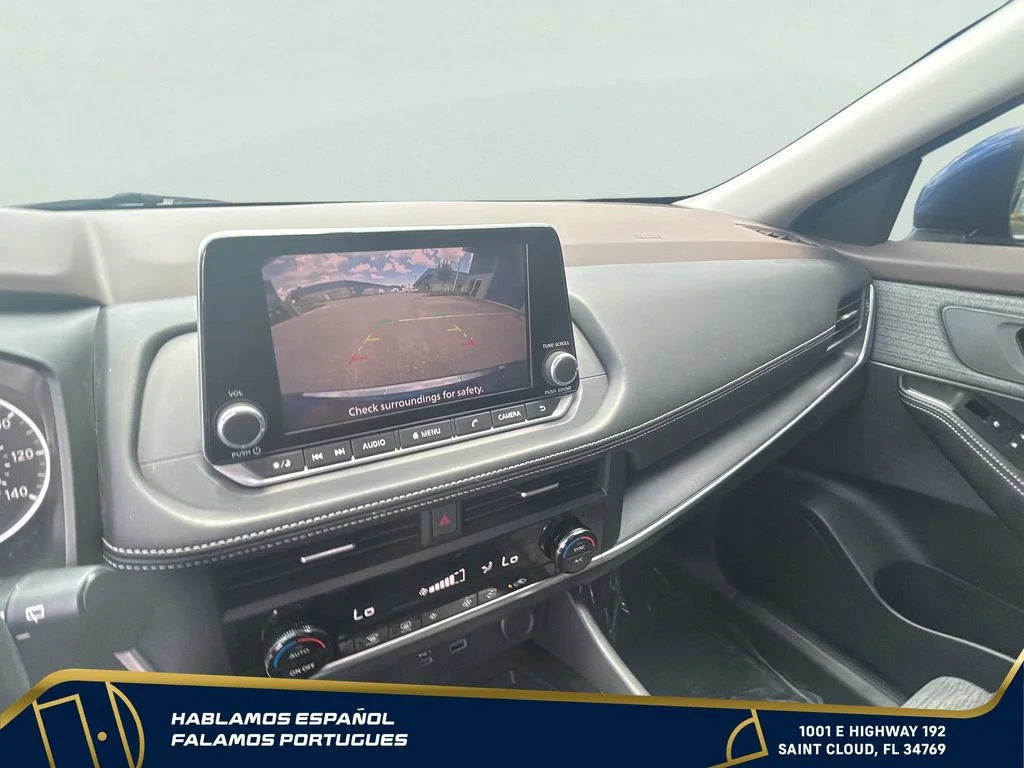 Used 2023 Blue Nissan SV FWD image 18