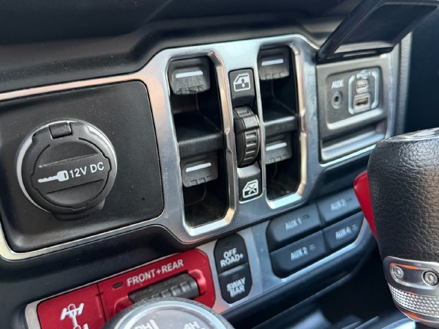 Used 2024 Gray Jeep Rubicon 4xe image 20