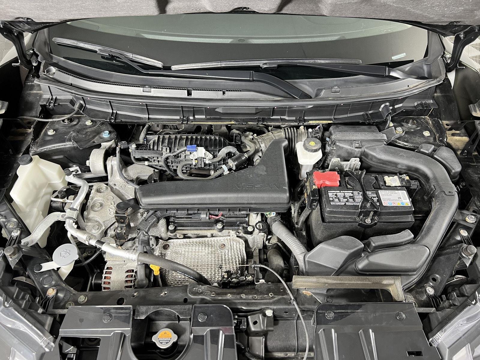 Used 2020 Midnight Pine Metallic Nissan SV image 35