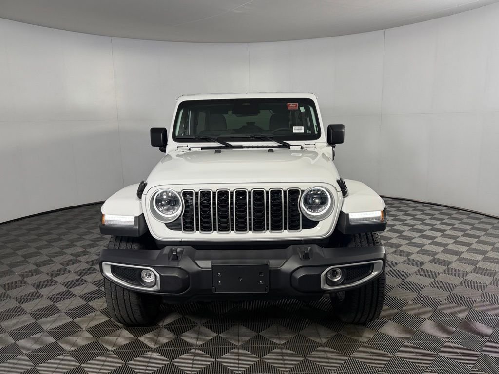 Certified Used 2025 White/off-white Jeep Sahara 4xe image 10