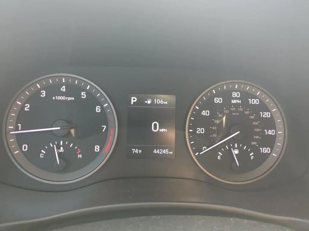Used 2020 Black Hyundai Limited image 16