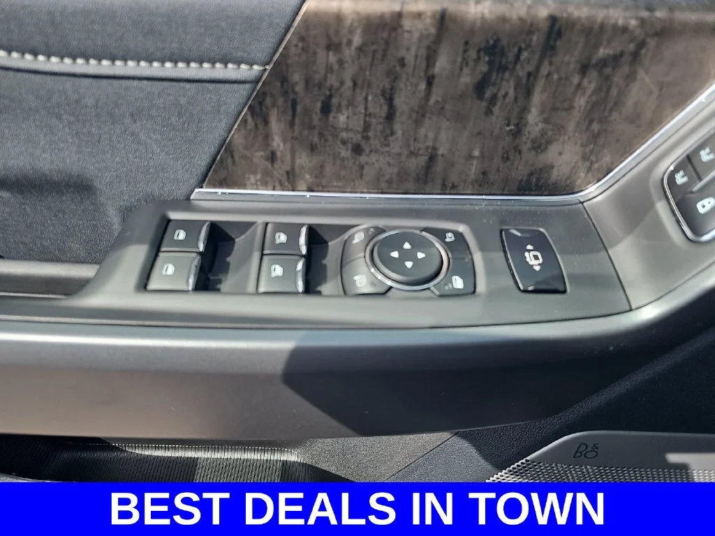 New 2026 Glacier Gray Metallic Tri-Coat Ford F-250® Lariat® image 28
