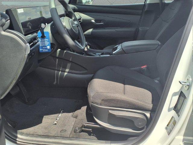 New 2026 White Hyundai SE FWD image 14