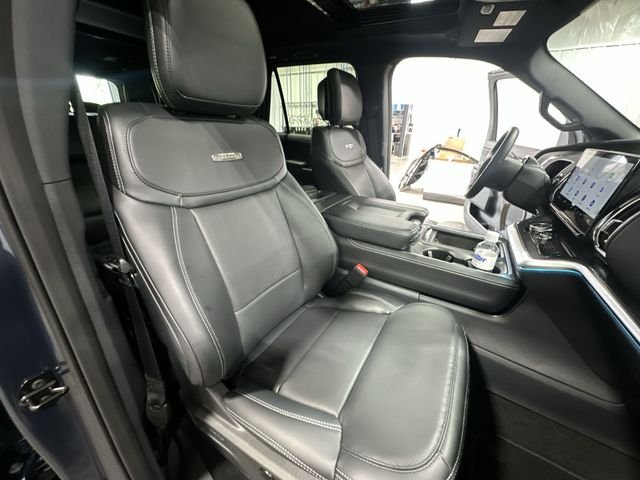 New 2027 Nocturnal Blue Metallic Ford MAX Platinum image 32