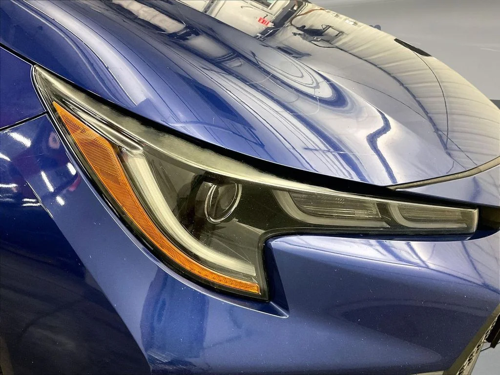 Used 2020 Blue Toyota SE image 33