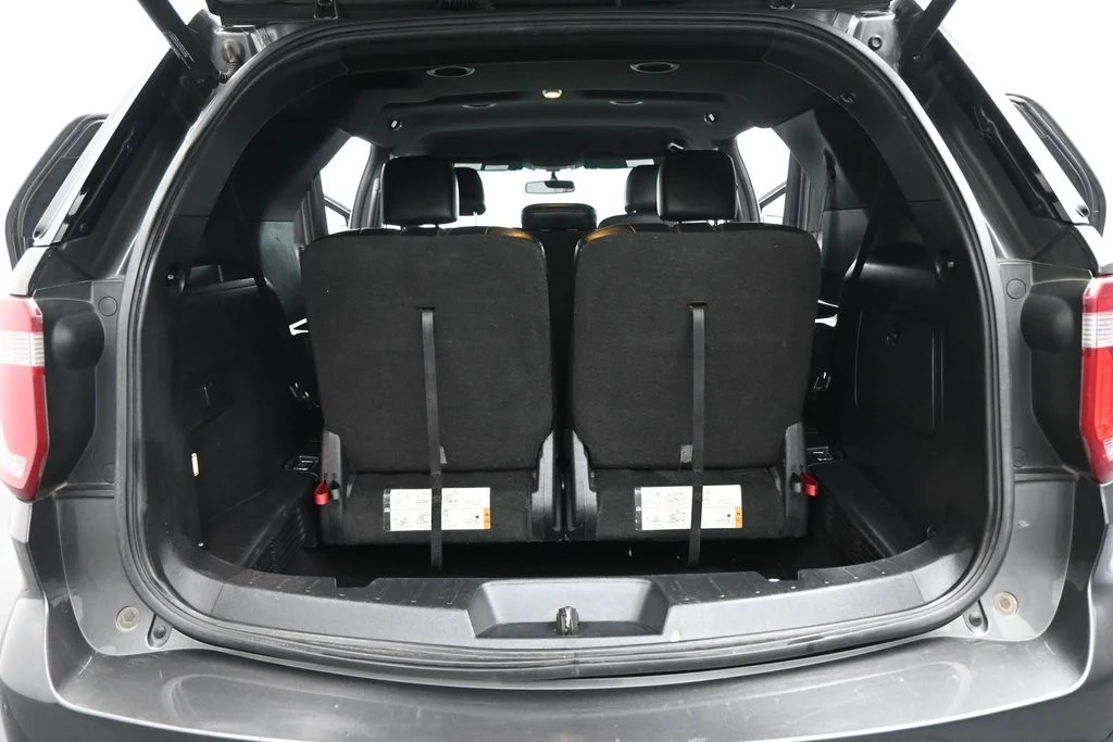 Certified Used 2017 Gray Ford XLT image 22