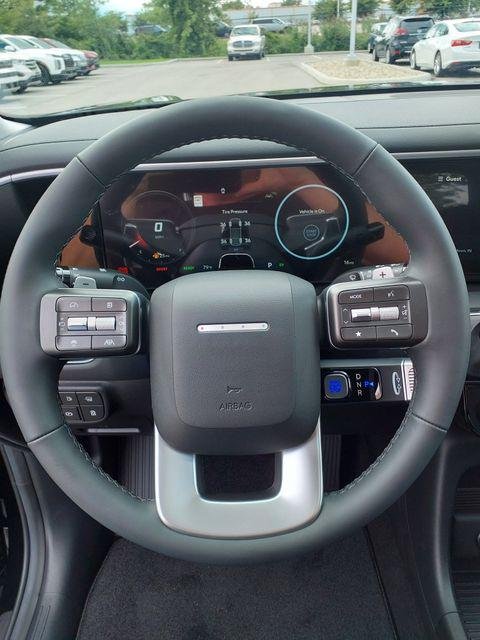 New 2026 Abyss Black Hyundai SEL Premium image 28