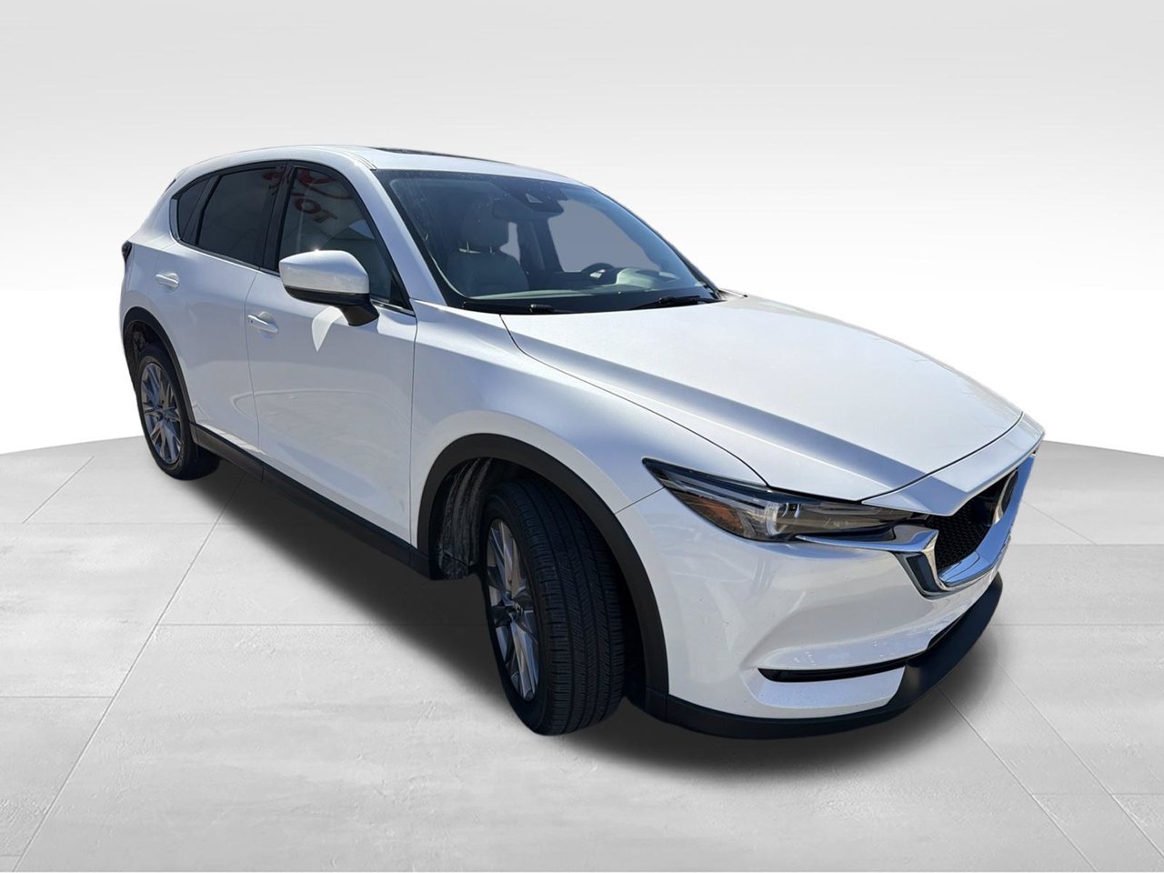 Used 2020 White Mazda Grand Touring image 3