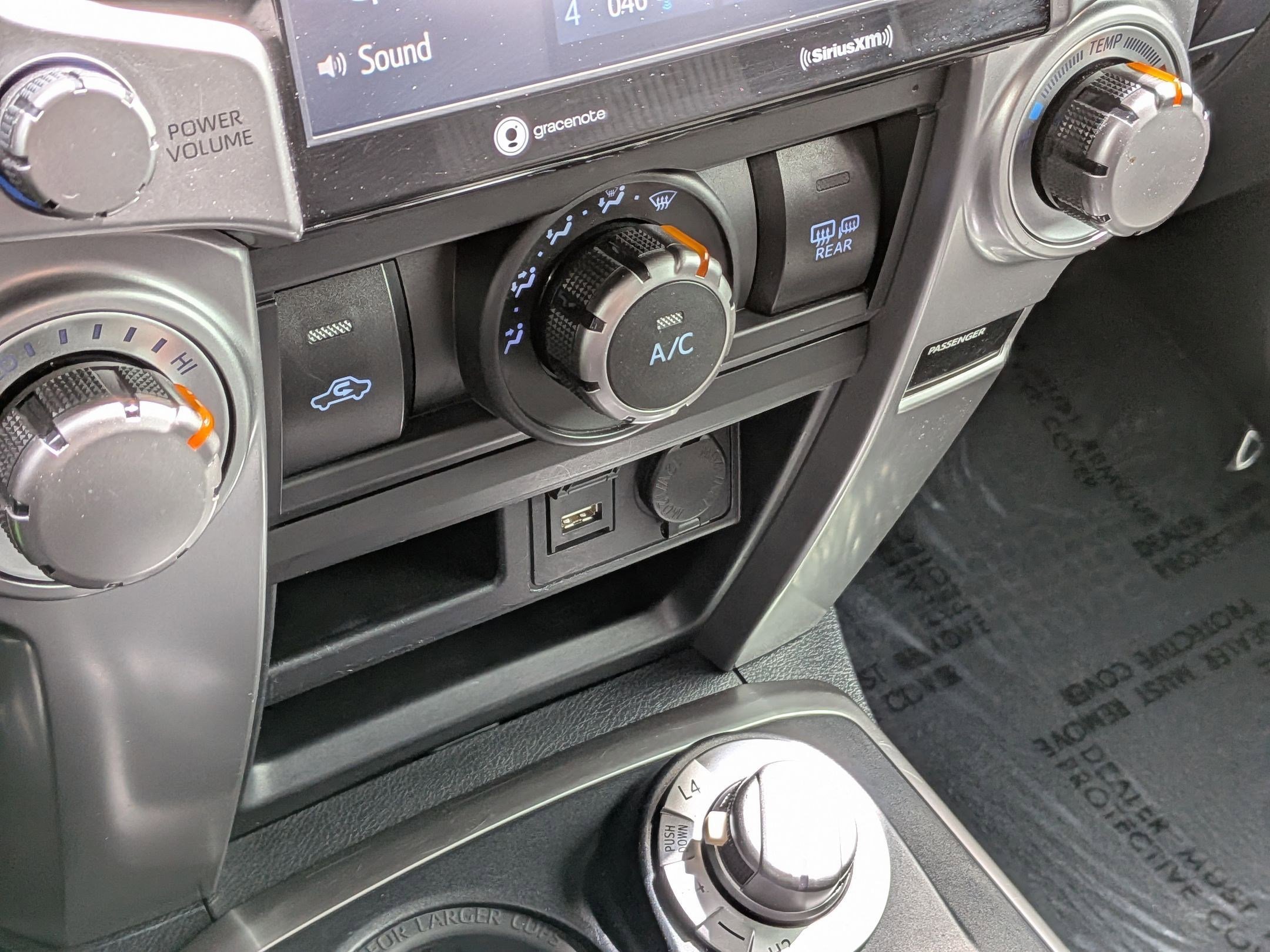 2020 Toyota 4Runner SR5 - Photo 20