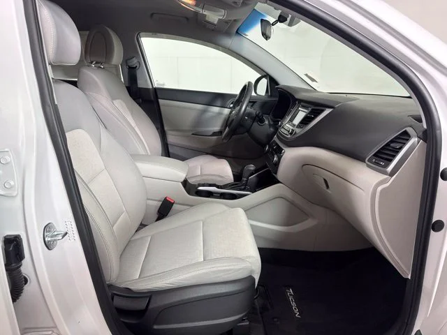 Used 2017 White Hyundai Sport image 4