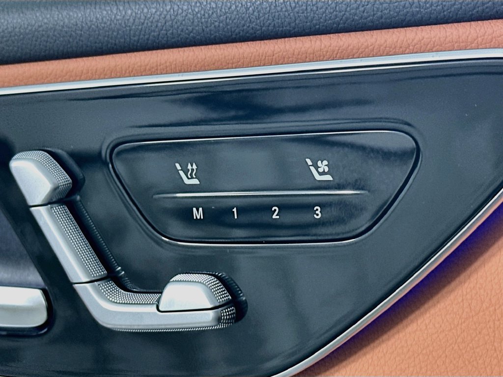 New 2027 Cirrus Silver Metallic Mercedes-Benz GLC 300 image 55