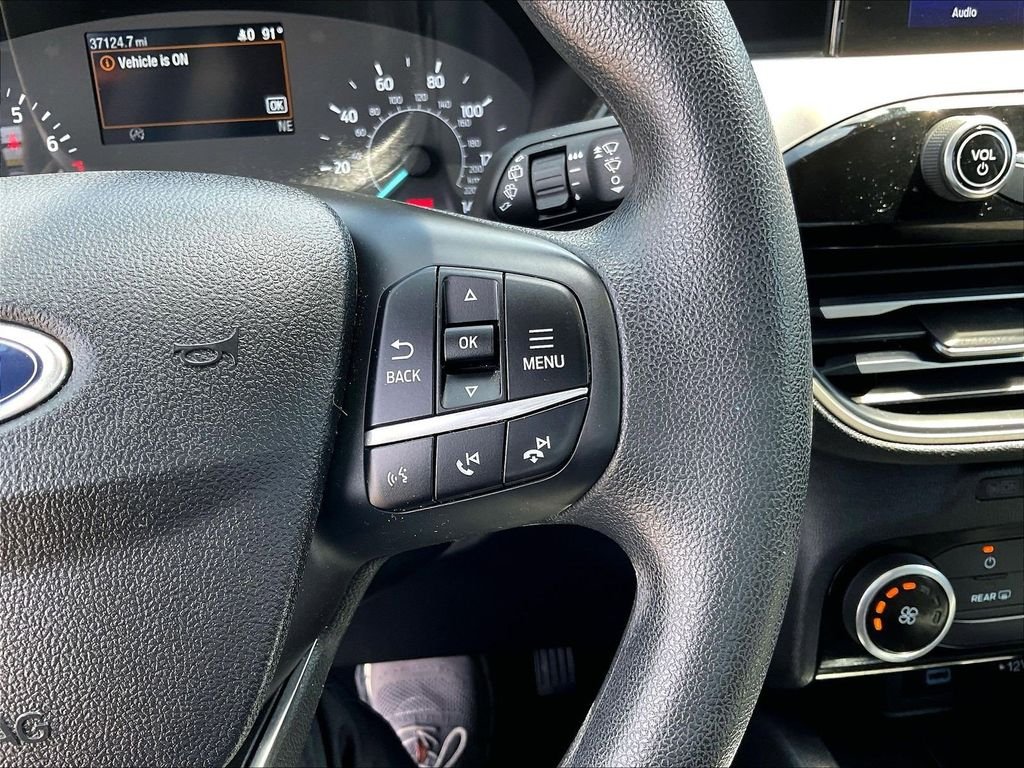 Used 2022 Black Ford SE image 23