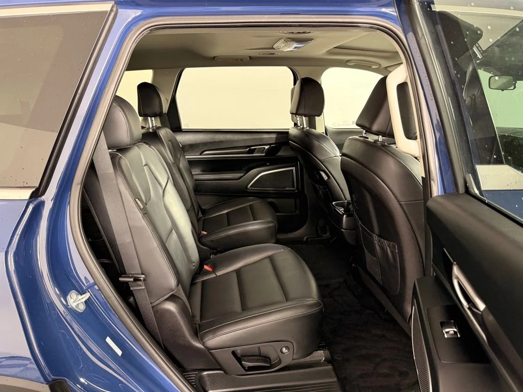 Certified Used 2025 Black Kia S image 23