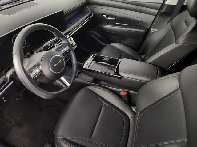 Used 2025 Gray Hyundai SEL Convenience image 10