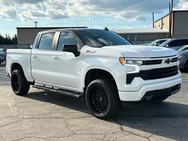 Used 2024 White Chevrolet RST image 1