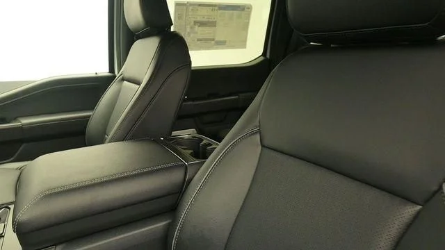 New 2026 Oxford White Ford Lariat® image 19
