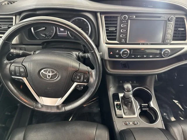 Used 2017 White Toyota Limited image 27