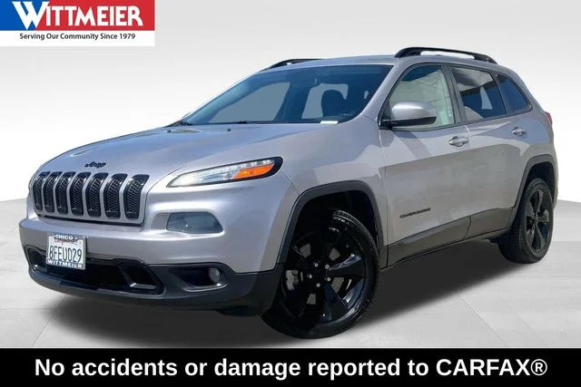 Used 2018 Billet Silver Metallic Jeep Latitude image 1