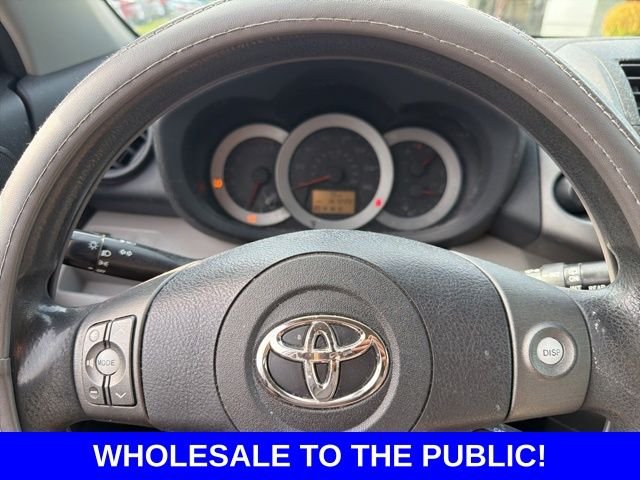 Used 2012 Silver Toyota Base image 17
