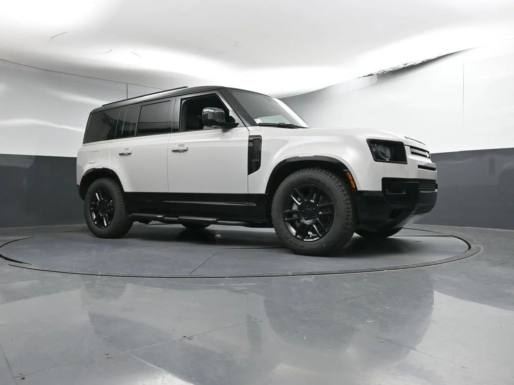 Certified Used 2026 Gray Land Rover X-Dynamic SE image 27
