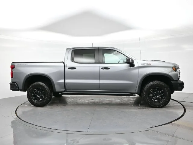 Used 2023 STERLING GRAY METALLIC Chevrolet ZR2 image 8