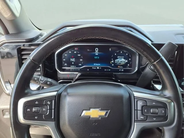 Used 2024 Summit White Chevrolet LT image 12