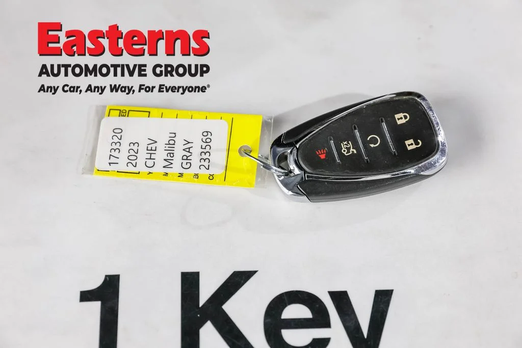 Used 2023 Gray Chevrolet LT image 21
