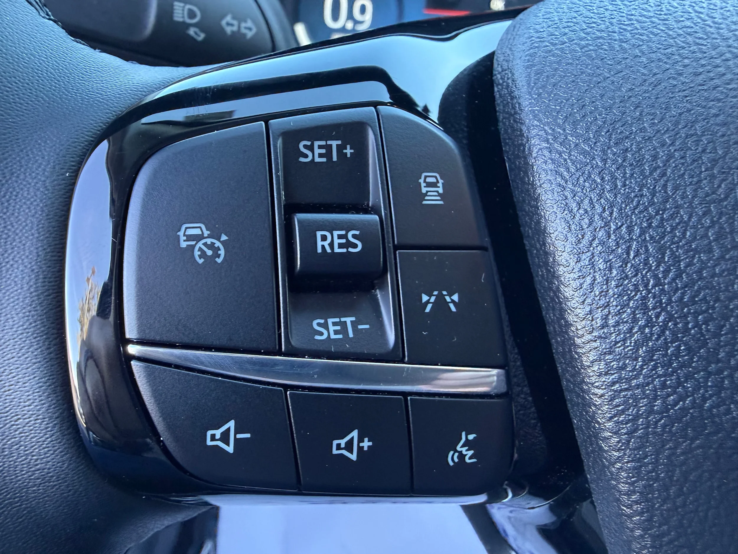 Used 2025 Blue Ford Platinum image 17