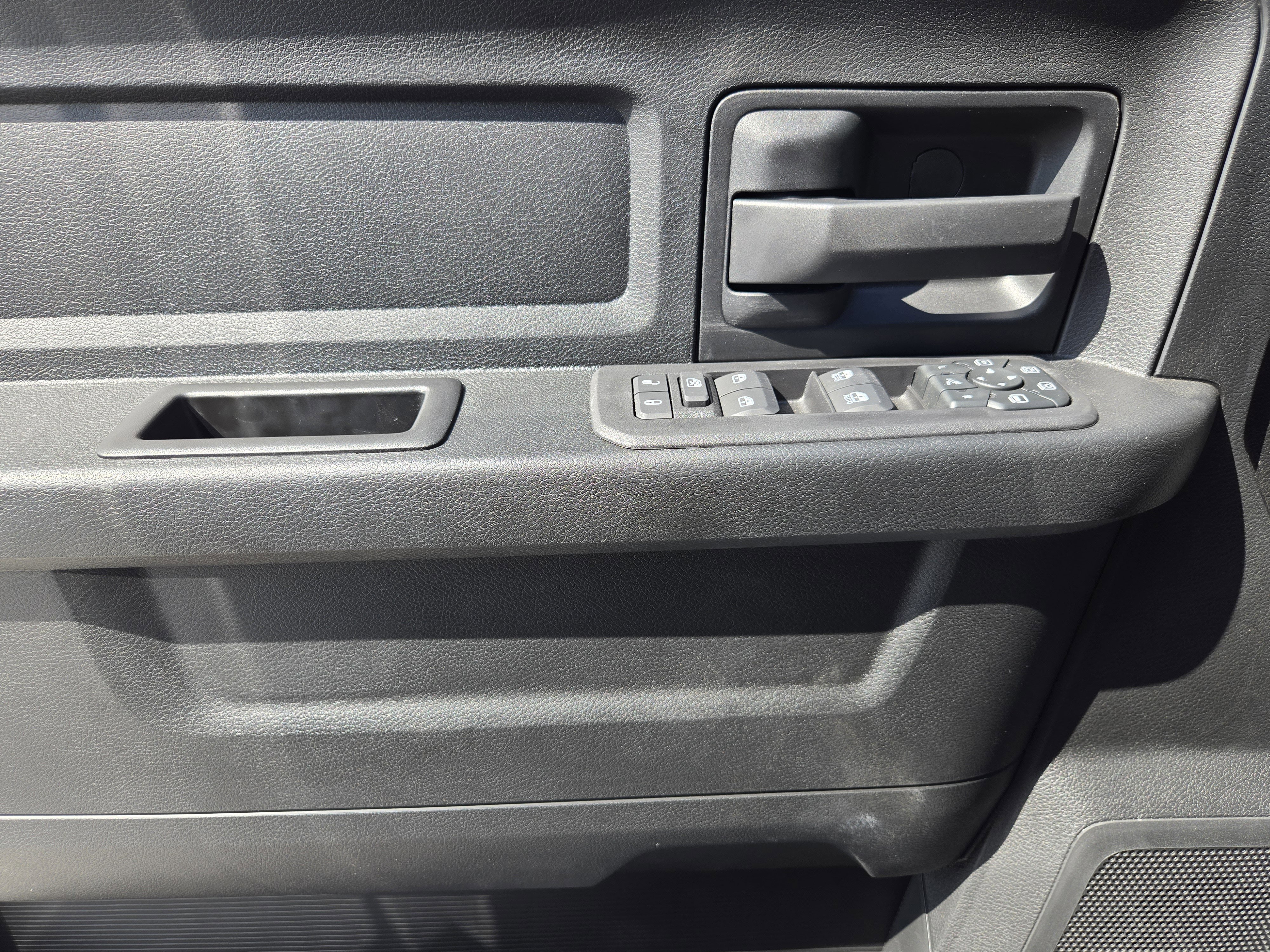 2026 RAM 2500 Tradesman - Photo 18