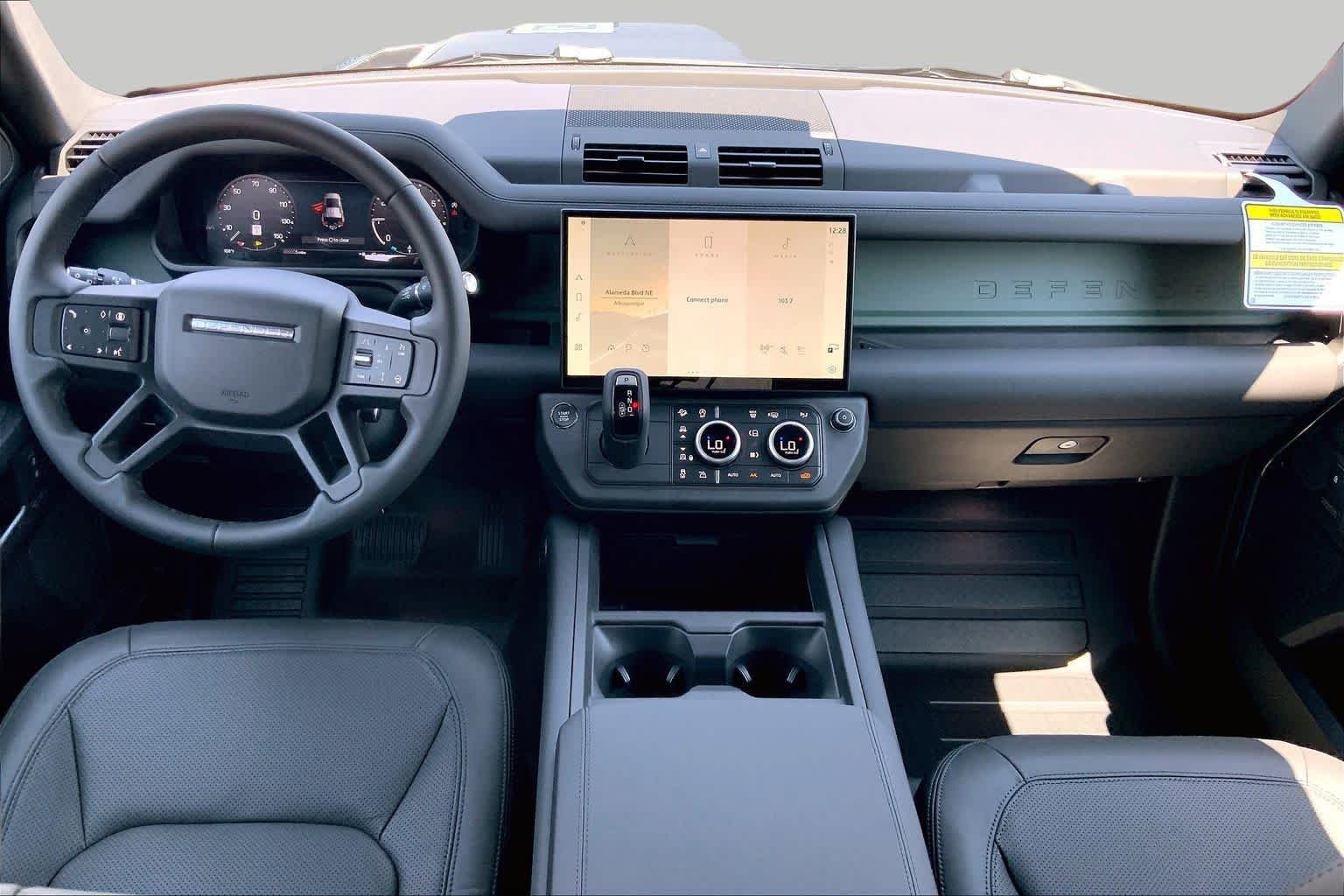 New 2026 GREEN Land Rover  image 5
