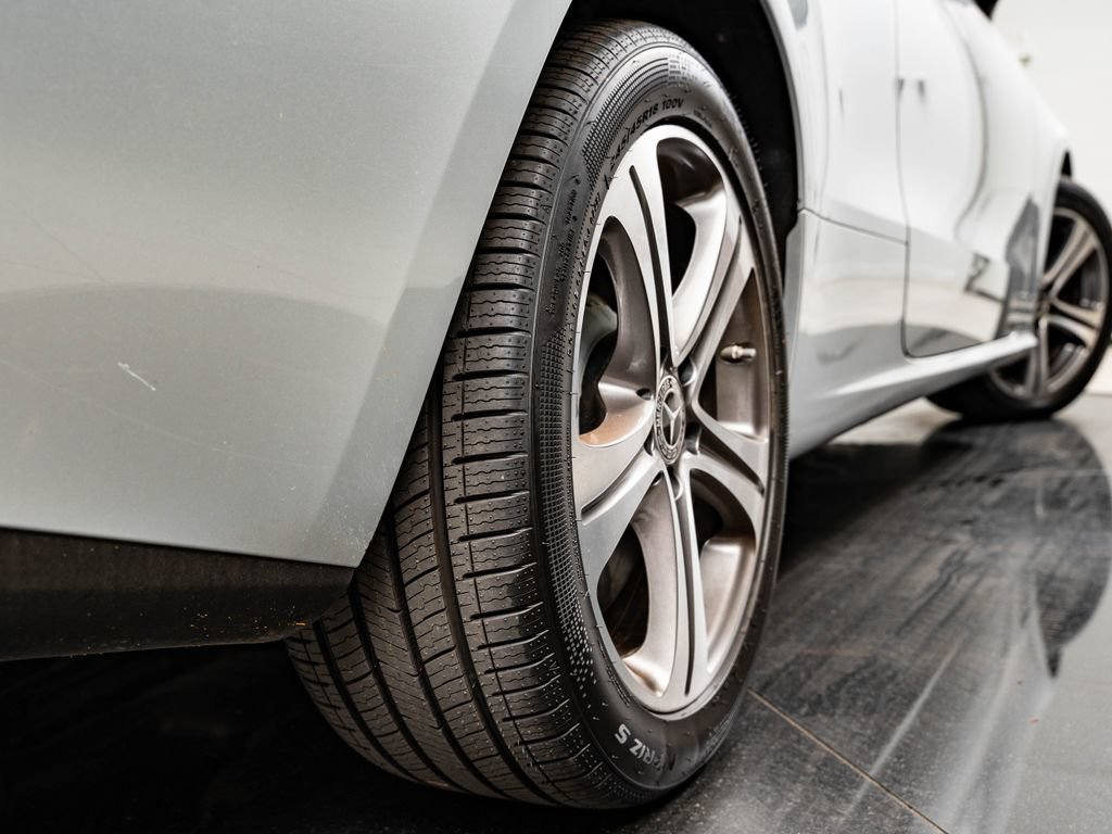 Used 2019 Iridium Silver Metallic Mercedes-Benz E 450 image 48