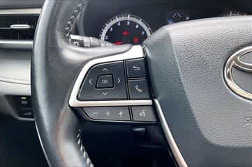 Used 2022 Ruby Flare Pearl Toyota LE image 29