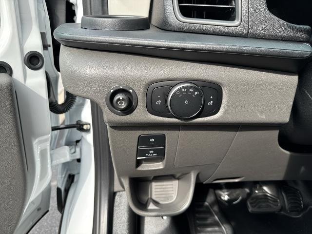 New 2026 Oxford White Ford Cargo Van image 26
