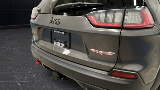 Used 2022 Granite Crystal Metallic Clearcoat Jeep Trailhawk image 39